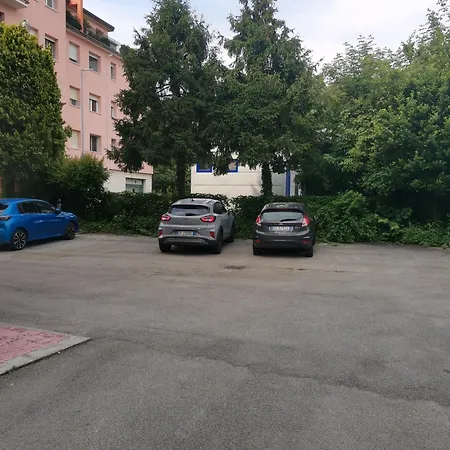 Viale Vsm 108 דירה